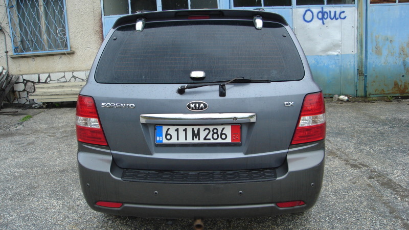 Kia Sorento 2.5, снимка 5 - Автомобили и джипове - 46244874