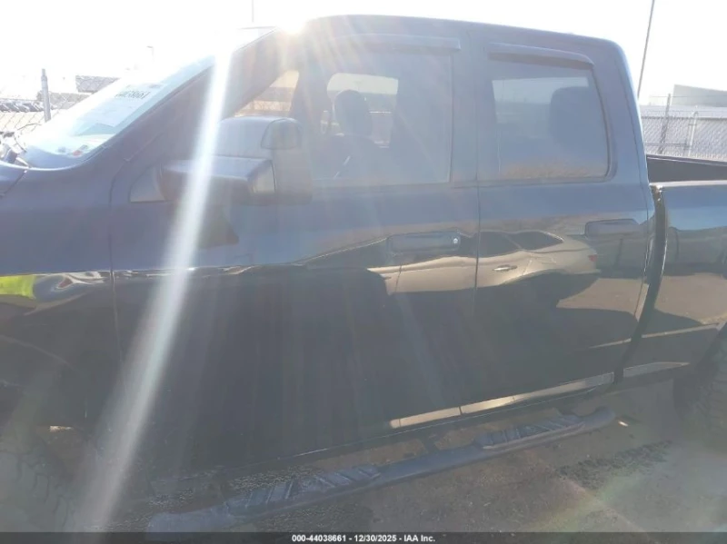 Dodge RAM 1500 5.7l Express, снимка 6 - Автомобили и джипове - 53263140