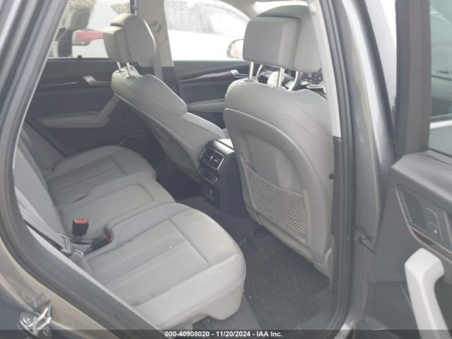 Audi Q5 2.0T PREMIUM/2.0T TECH PREMIUM, снимка 13 - Автомобили и джипове - 48130379