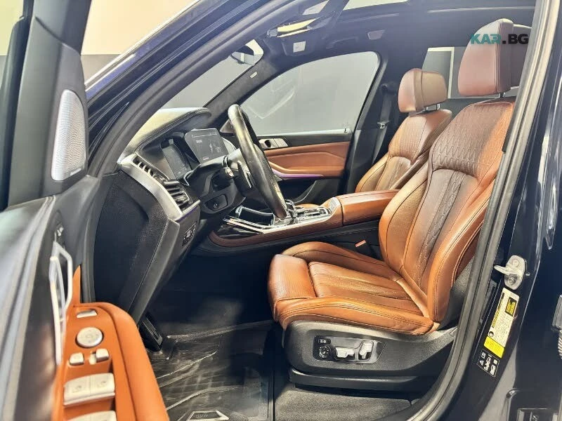 BMW X7 XDRIVE* 50i* LASER* DISTRONIC* МПАКЕТ* ОБДУХВАНЕ* , снимка 8 - Автомобили и джипове - 54568218