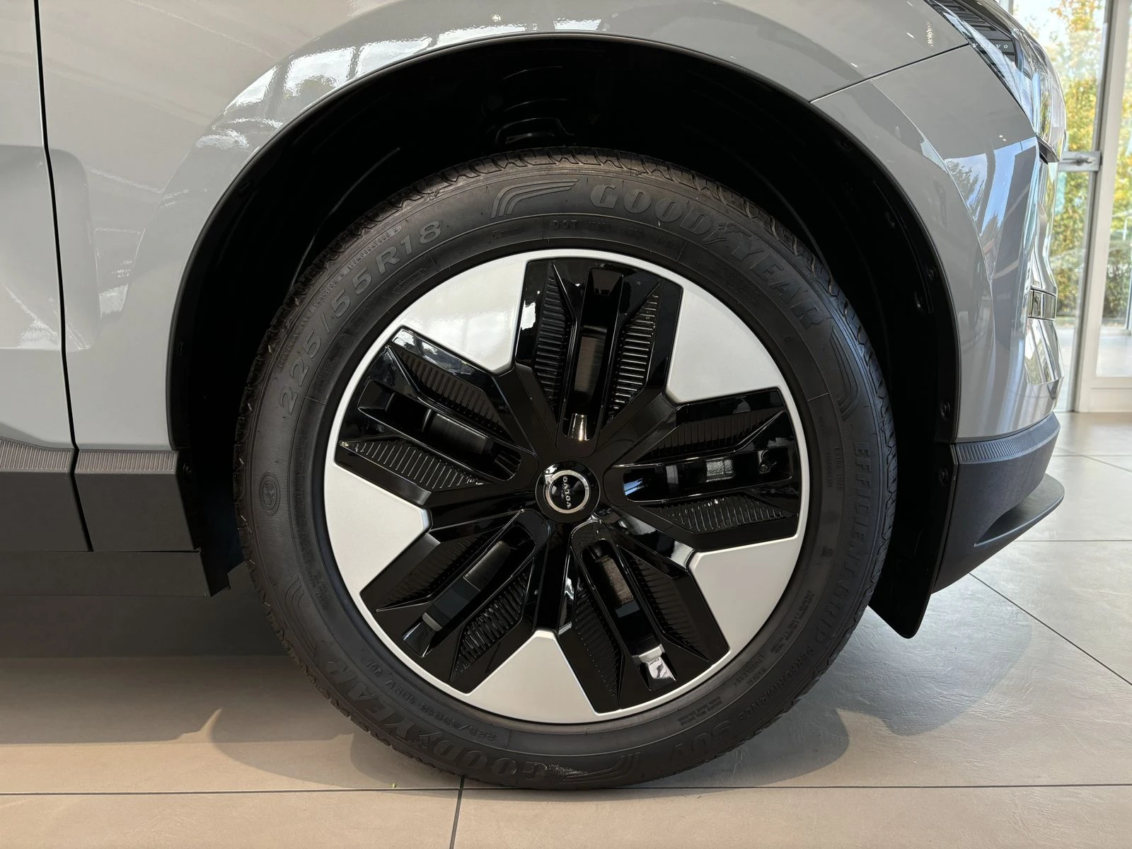 Volvo EX30 CAMERA HARMAN KARDON  | Mobile.bg � ����������� 17