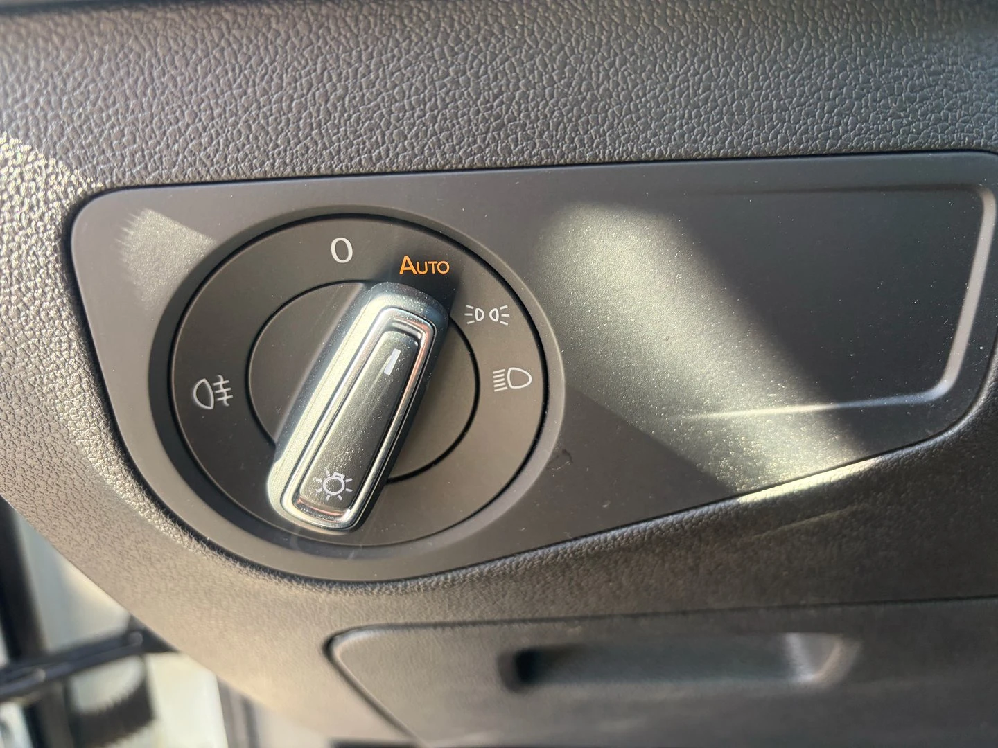 VW Tiguan Life 2.0 TDI SCR 4MOTION DSG | Mobile.bg � ����������� 12