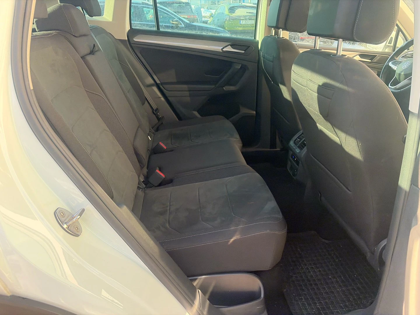 VW Tiguan Life 2.0 TDI SCR 4MOTION DSG - изображение 8