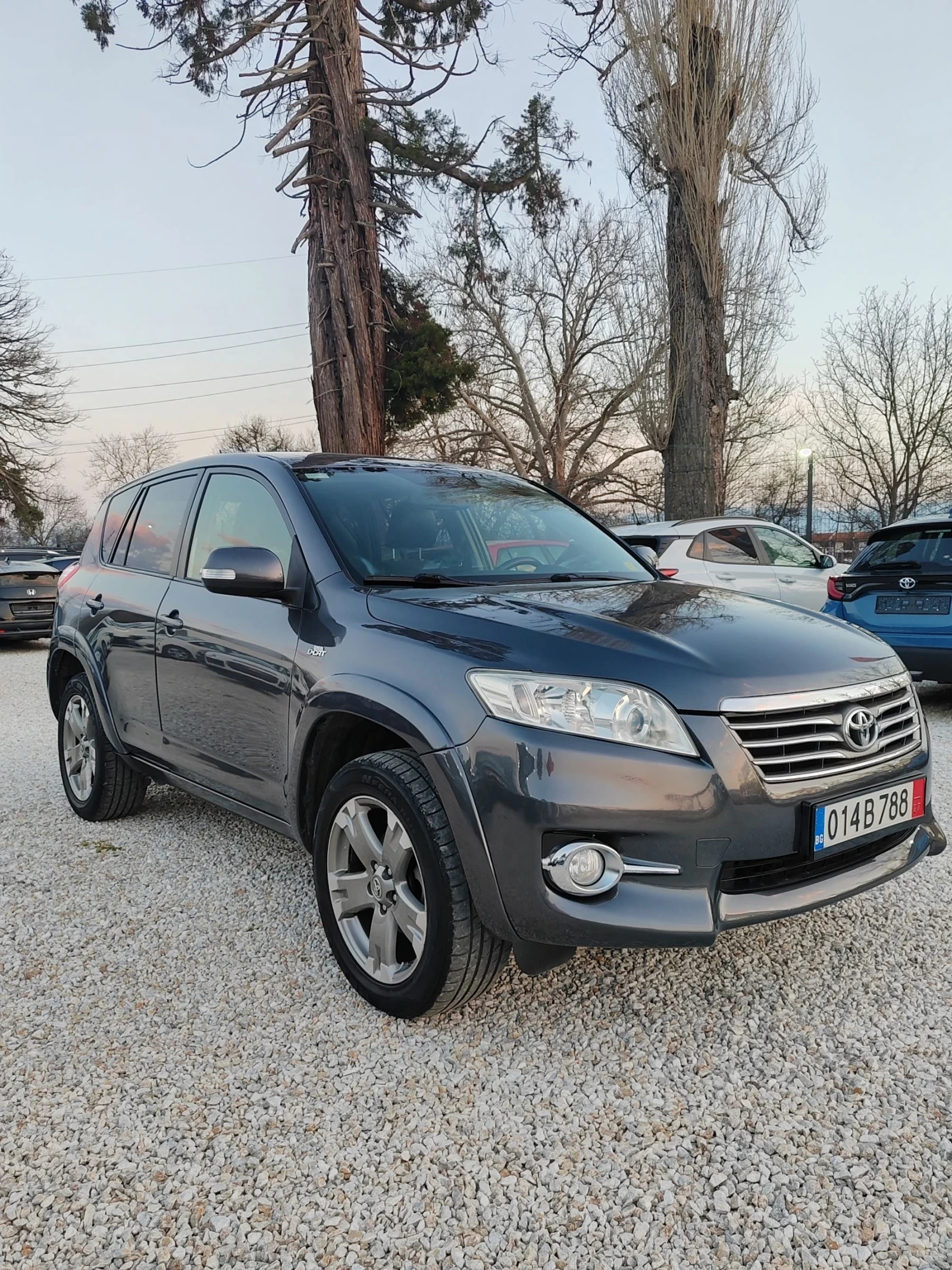 Toyota Rav4 2.2, 150к.с.4х4, ТОП , снимка 2 - Автомобили и джипове - 53739245