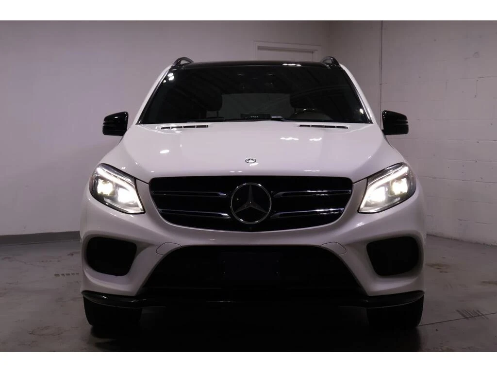 Mercedes-Benz GLE 400 | AMG NIGHT PKG | INTELLIGENT DRIVE | , снимка 8 - Автомобили и джипове - 53779806