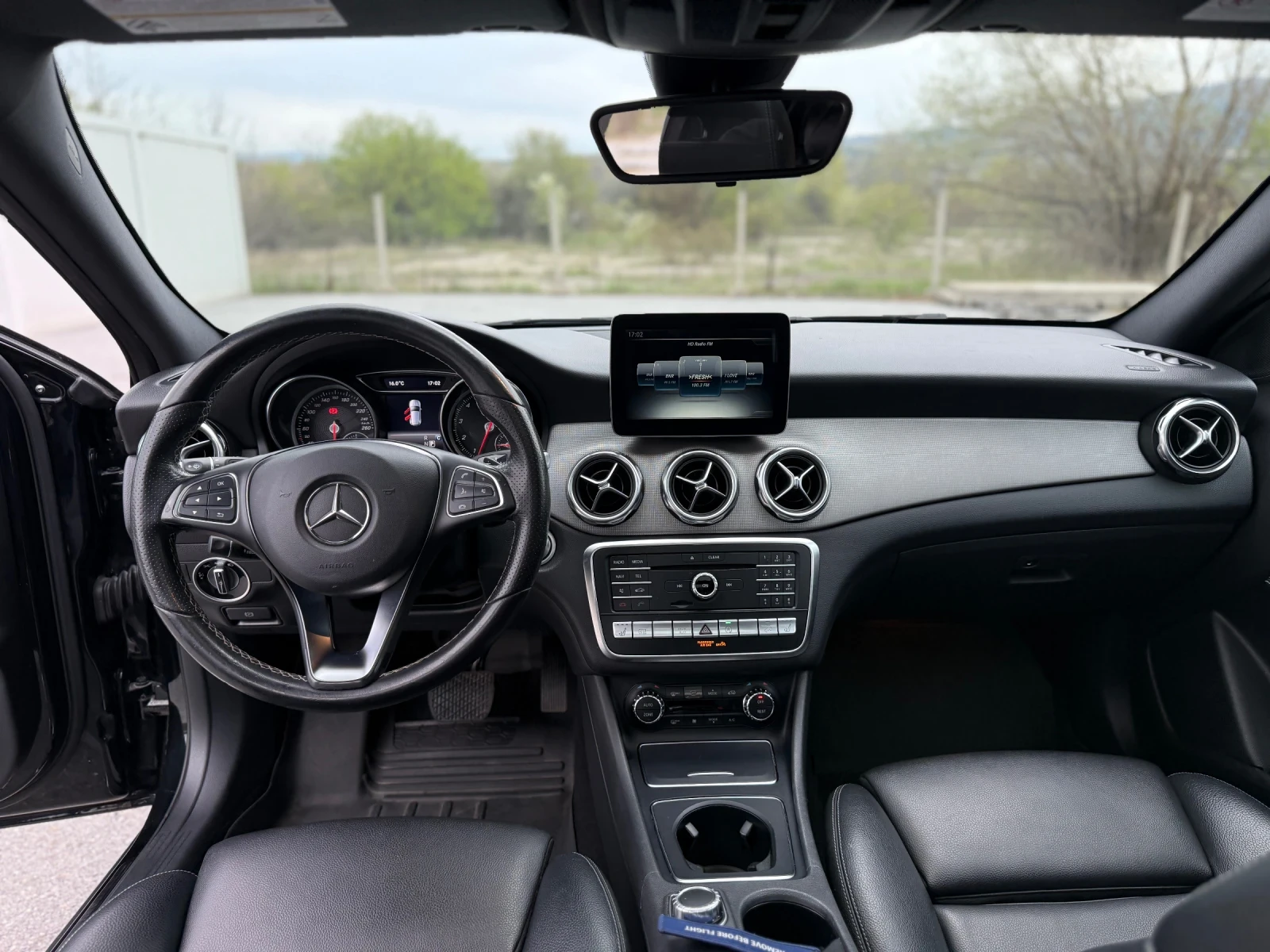 Mercedes-Benz GLA 250 ������, �������, ��������  | Mobile.bg � ����������� 9