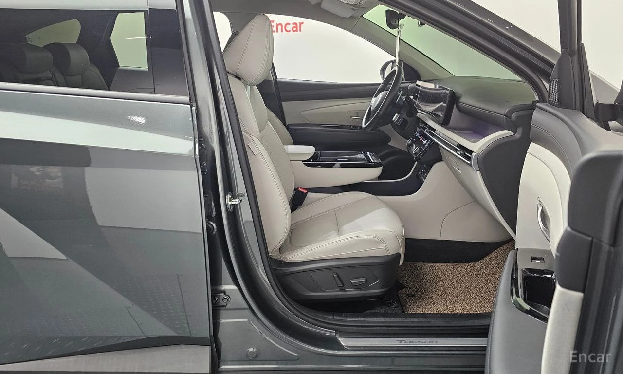 Hyundai Tucson 1.6* INSPIRATION* HEAD-UP* DISTRONIC* ОБДУХВАНЕ, снимка 9 - Автомобили и джипове - 54512945
