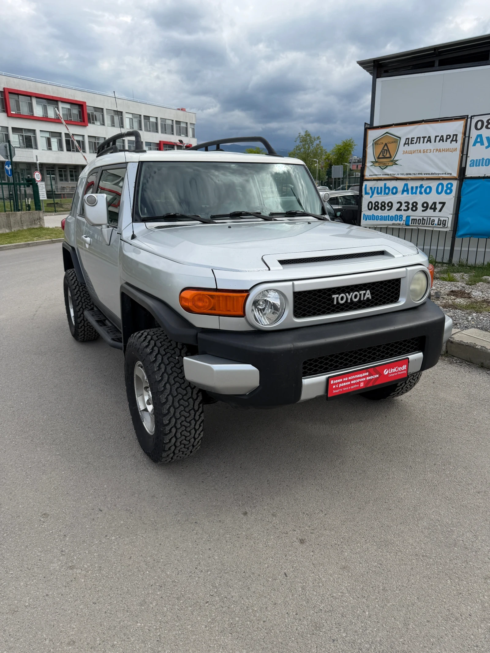 Toyota Fj cruiser 4.0 4х4 Ръчни Скорости , снимка 8 - Автомобили и джипове - 54609117