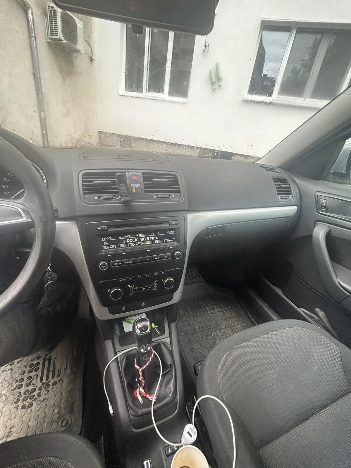 Skoda Yeti, снимка 4 - Автомобили и джипове - 54759522