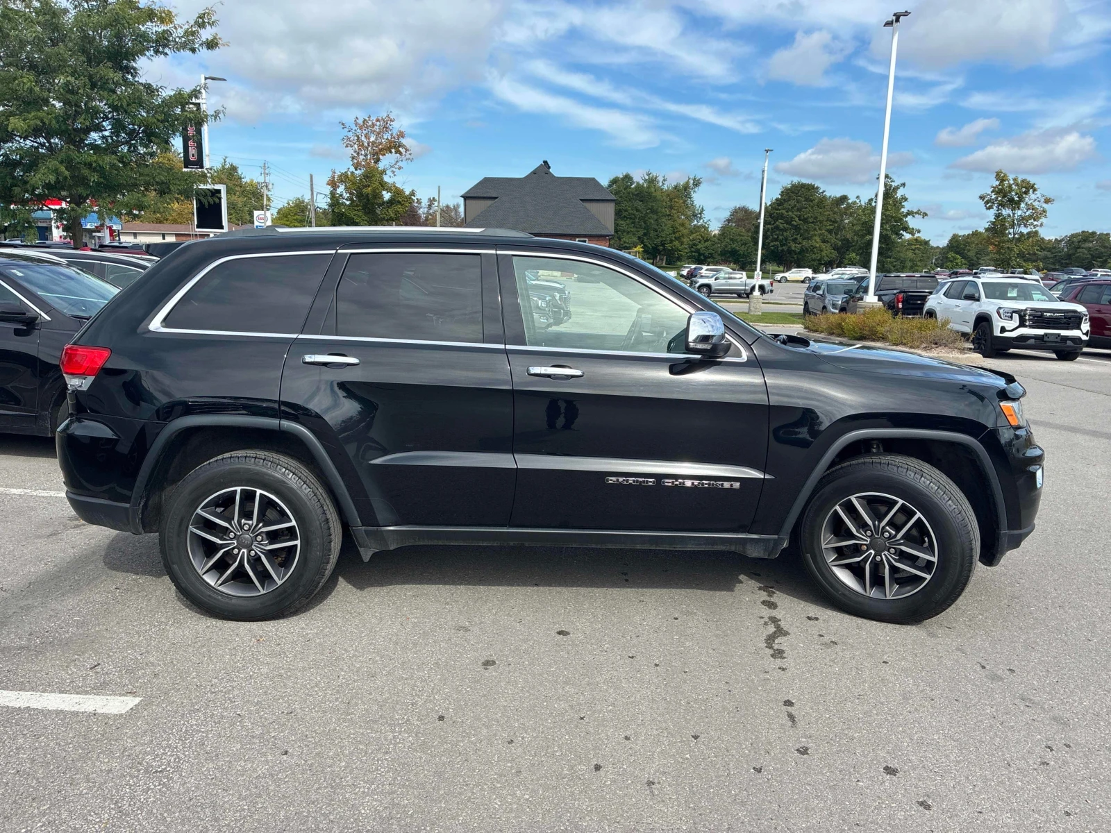 Jeep Grand cherokee * Limited * АВТОКРЕДИТ БЕЗ ПЪРВОНАЧАЛНА ВНОСКА* , снимка 16 - Автомобили и джипове - 56115023