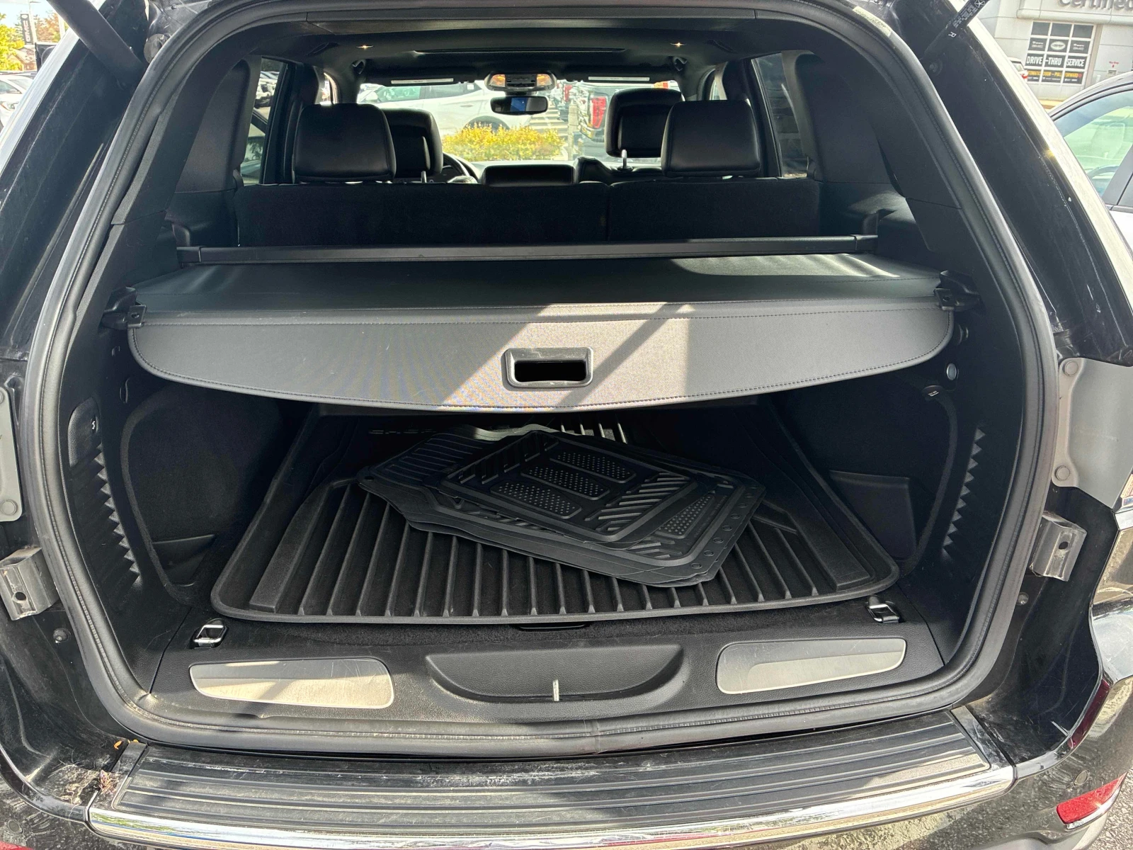 Jeep Grand cherokee * Limited * АВТОКРЕДИТ БЕЗ ПЪРВОНАЧАЛНА ВНОСКА* , снимка 13 - Автомобили и джипове - 56115023
