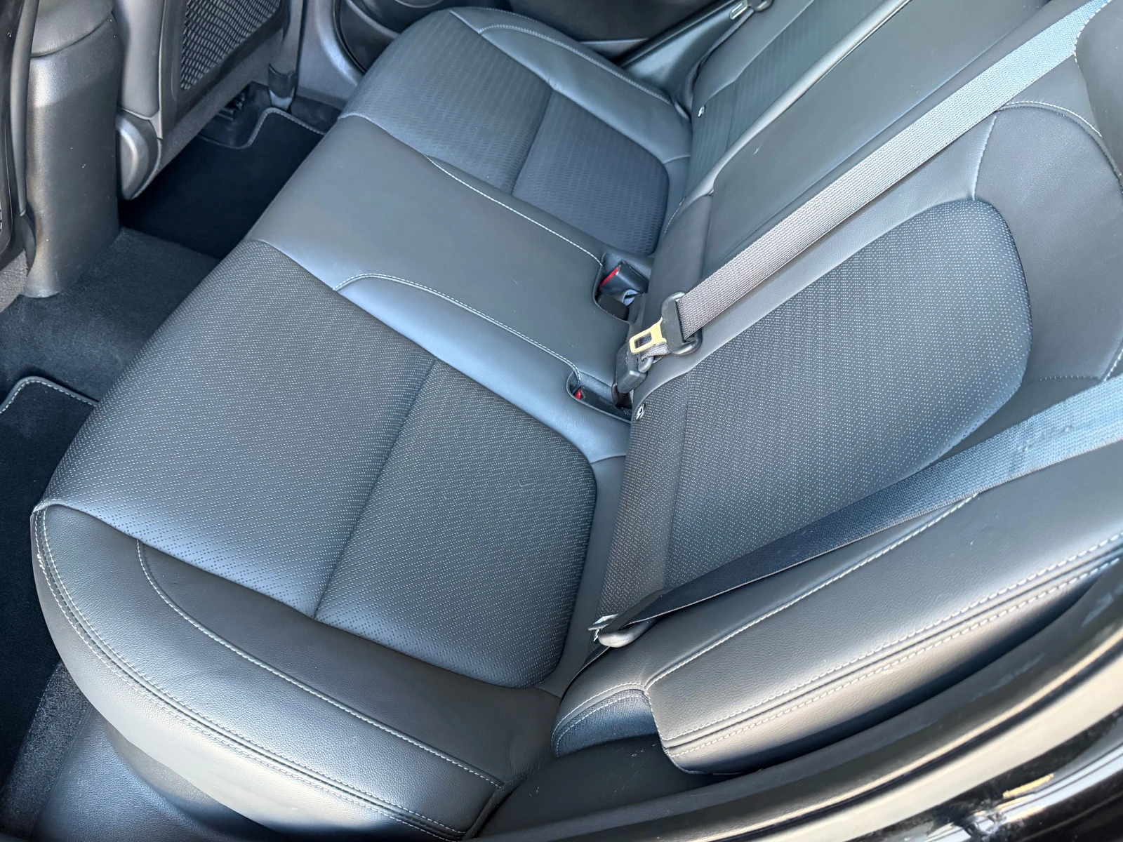 Hyundai Kona 1.6TGDI, 4WD, PREMIUM, HEAD-UP, KEY-GO, NAVI+ CAME | Mobile.bg � ����������� 15