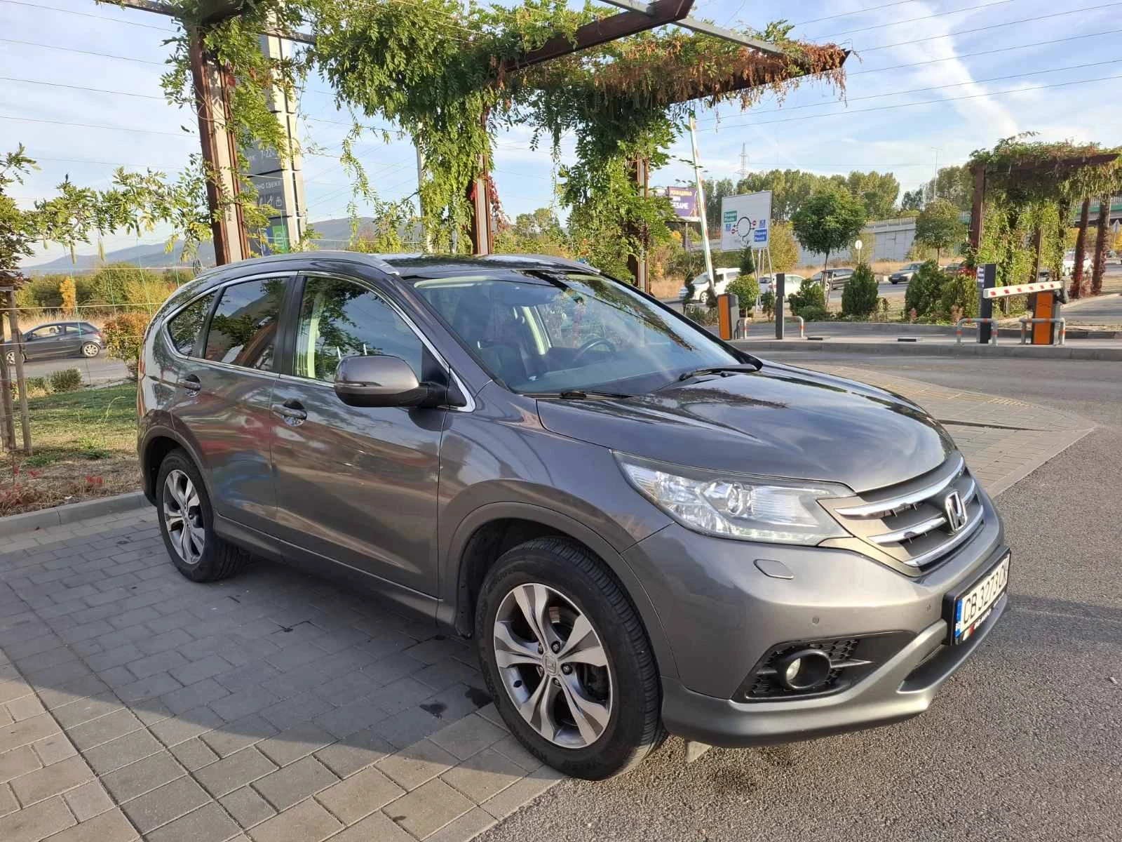 Honda Cr-v 4x4  2.2 Автомат, снимка 5 - Автомобили и джипове - 56403930