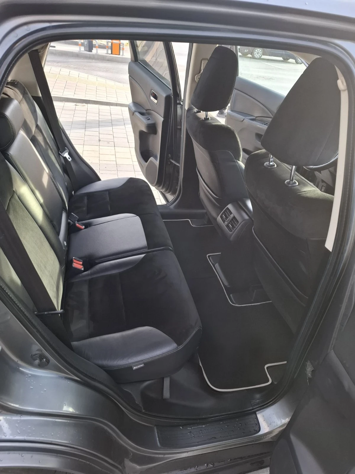 Honda Cr-v 4x4  2.2 Автомат, снимка 9 - Автомобили и джипове - 56403930