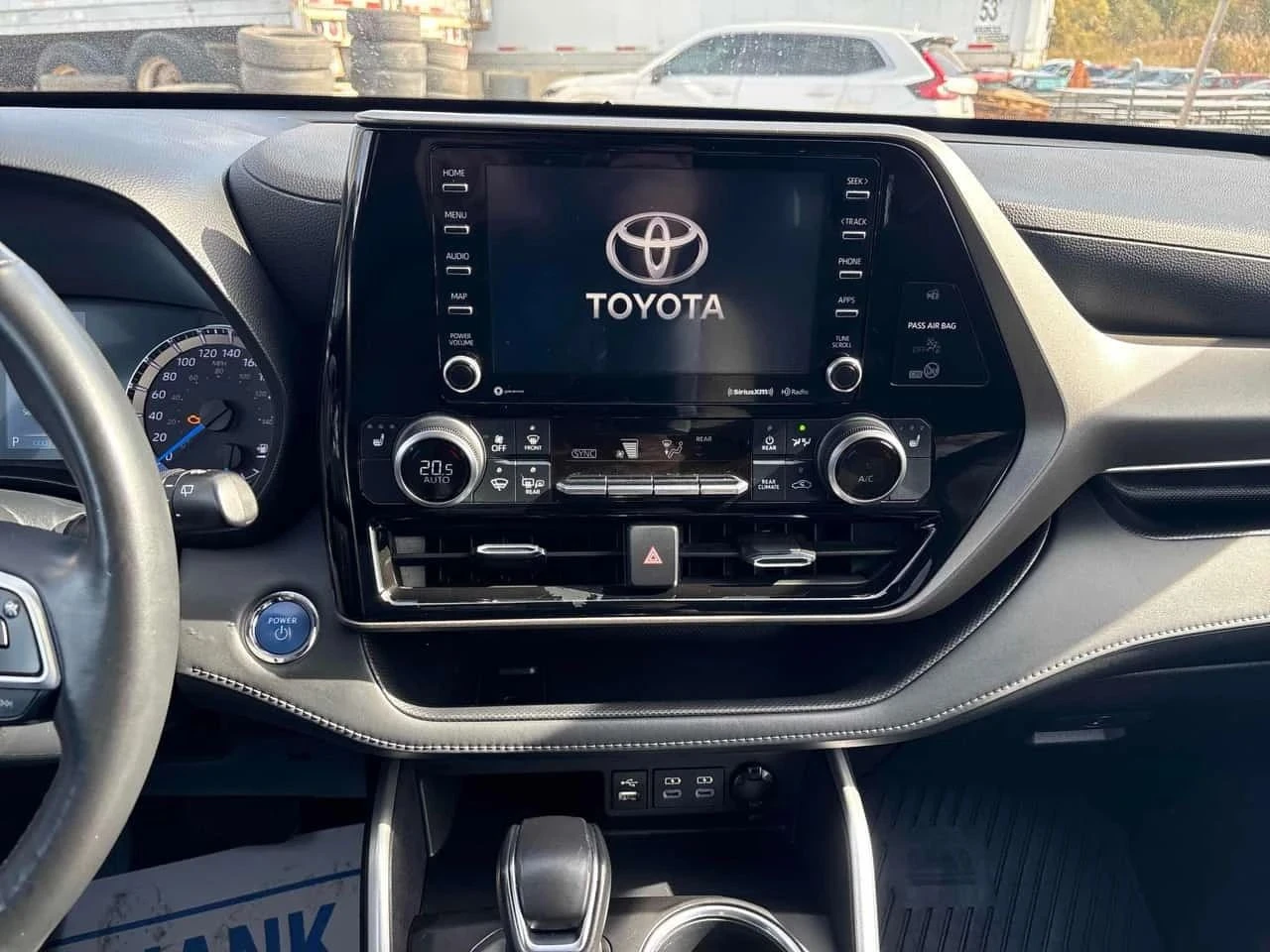 Toyota Highlander, снимка 9 - Автомобили и джипове - 56684759