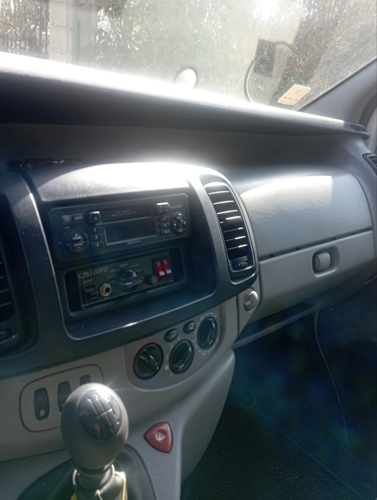 Opel Vivaro 2.0 CDTI, снимка 9 - Бусове и автобуси - 54123832