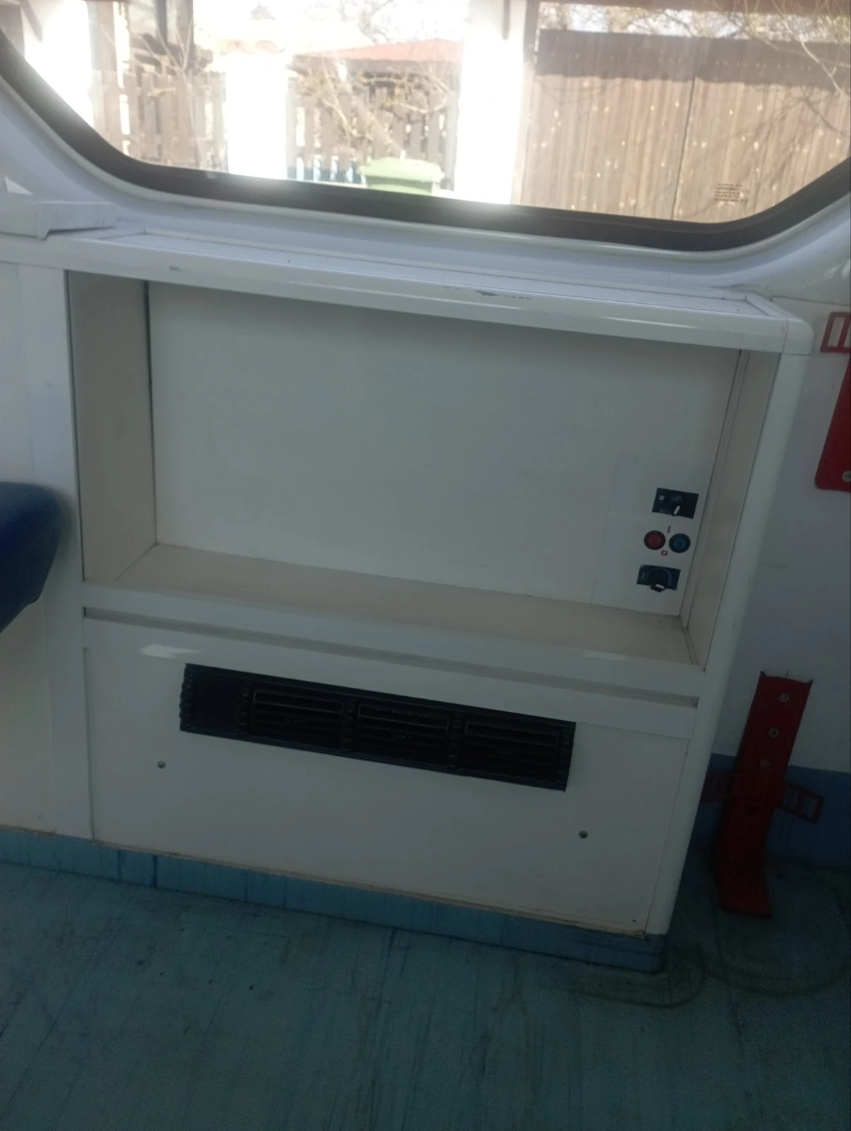 Opel Vivaro 2.0 CDTI, снимка 3 - Бусове и автобуси - 54123832