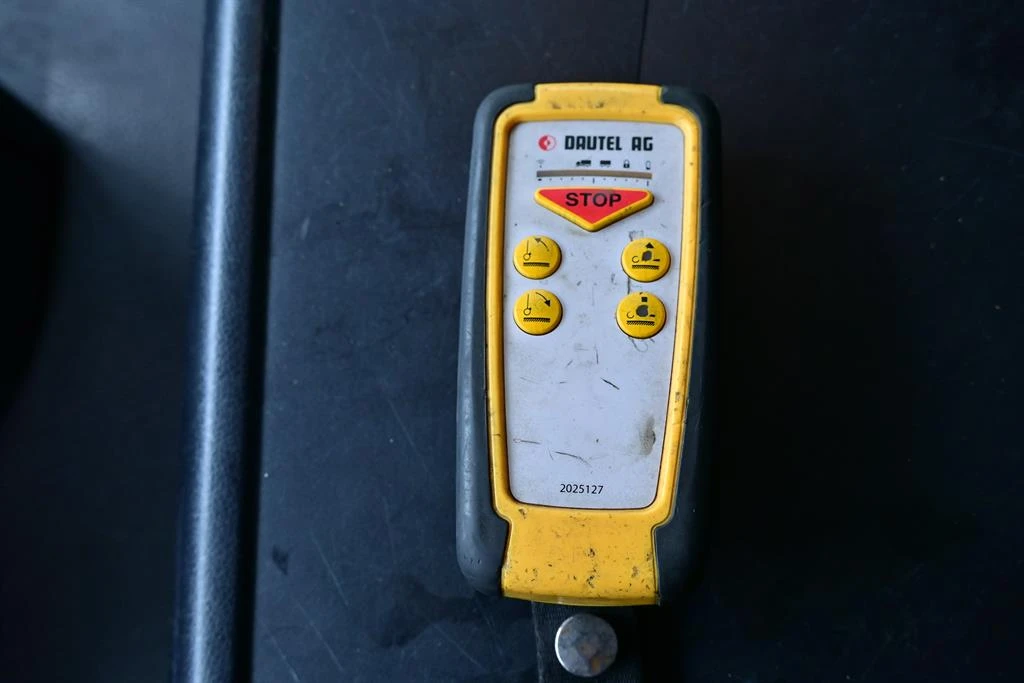 Mercedes-Benz Antos 1840 | Mobile.bg   16