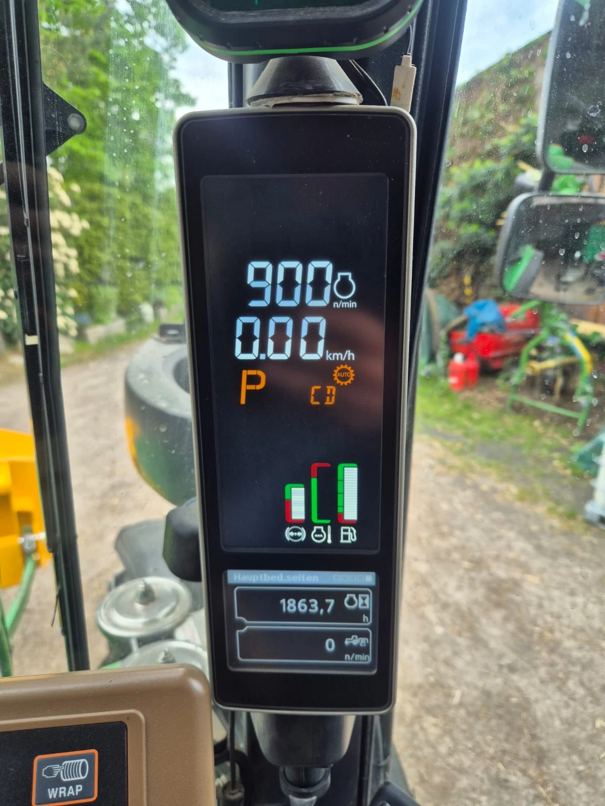 Трактор John Deere 5115R С ТОВАРАЧ САМО 1800 ЧАСА ЛИЗИНГ, снимка 8 - Селскостопанска техника - 54874483
