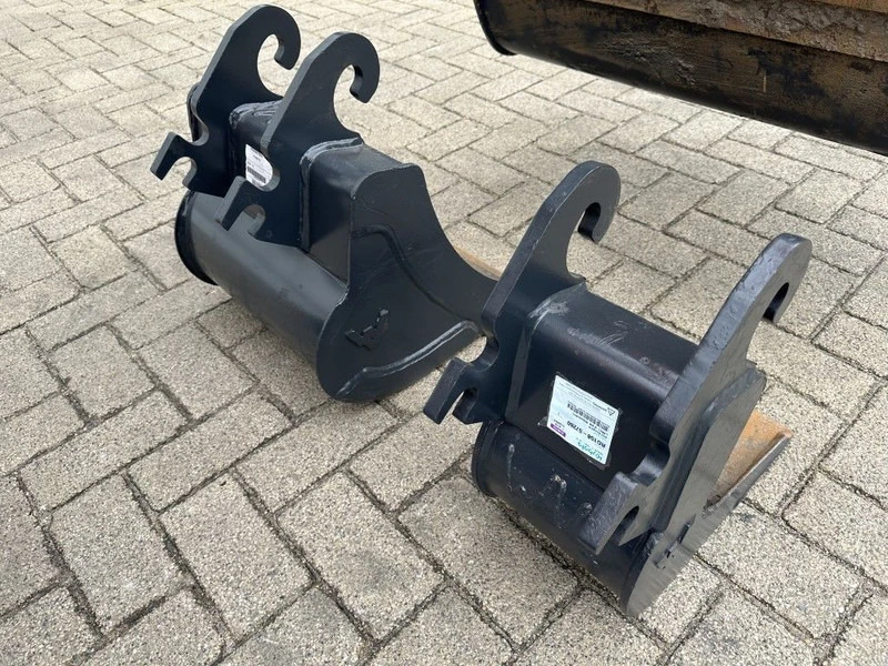 Багер Kubota U10-3, снимка 11 - Индустриална техника - 53476645