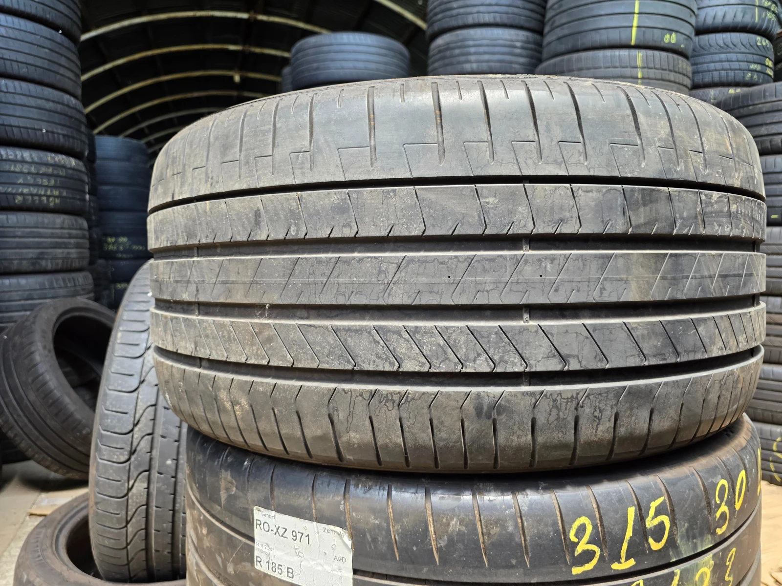 Гуми Летни 315/30R22, снимка 4 - Гуми и джанти - 55485838