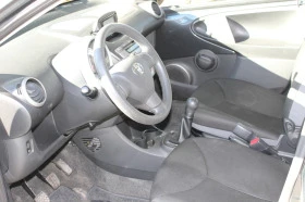 Toyota Aygo .ИТАЛИЯ, перфектен, снимка 11