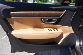 Volvo V90 Cross Country B6 AWD* PANO* ПОДГРЕВИ* ОБДУХ* FULL* КРАЙНА ЦЕНА Д, снимка 9