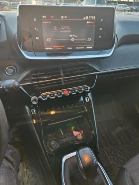Peugeot 208, снимка 11