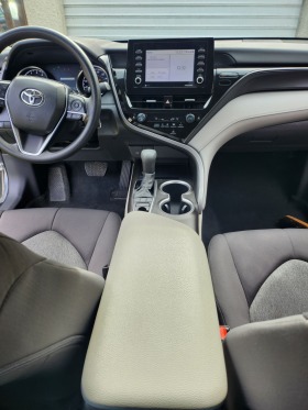 Toyota Camry 2.5 Luxury Edition, 4X4, снимка 8 - Автомобили и джипове - 44633426