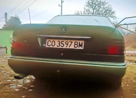 Mercedes-Benz 124, снимка 5