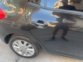 Toyota Auris 1.6, снимка 14