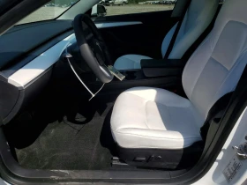 Tesla Model 3 - 12500 € / 24447.88 лв. - 93344754 7