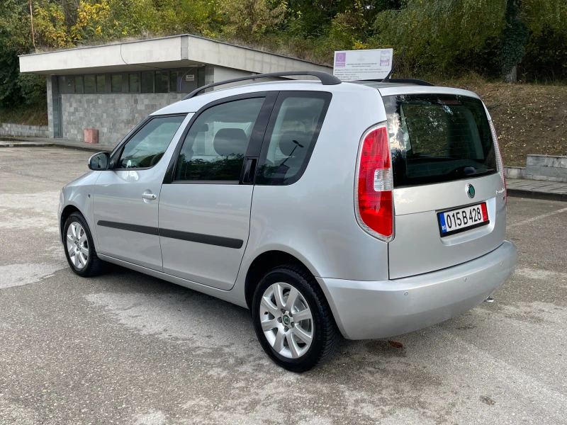 Skoda Roomster 1.2HPT* Газ-Бензин* Euro5* , снимка 2 - Автомобили и джипове - 47517193