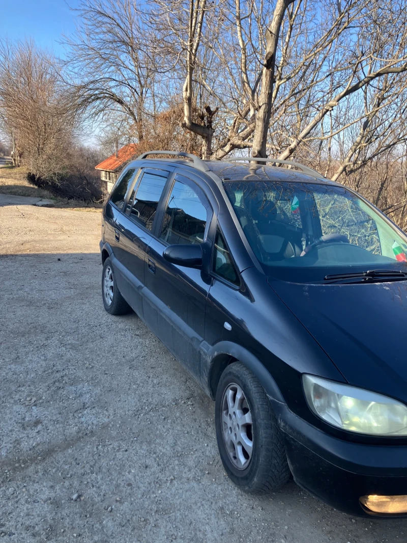 Opel Zafira 2.2 dti, снимка 9 - Автомобили и джипове - 48559923