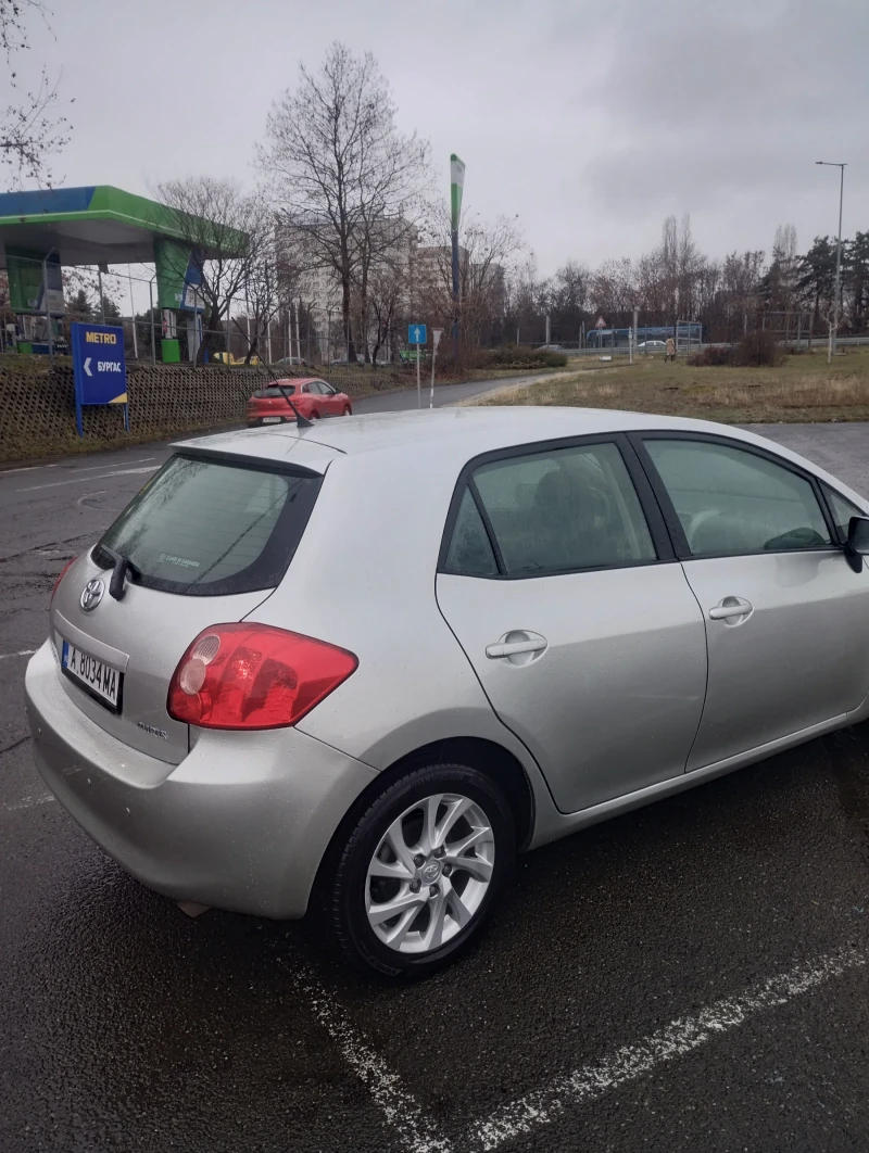 Toyota Auris, снимка 4 - Автомобили и джипове - 49163042