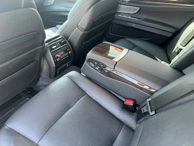 BMW 740 Bang&Olufsen, снимка 8 - Автомобили и джипове - 51069740