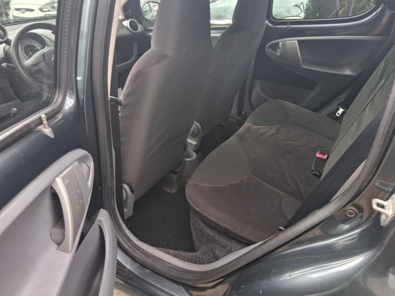 Citroen C1 РЕГИСТРИРАН И ОБСЛУЖЕН, снимка 9 - Автомобили и джипове - 51031094