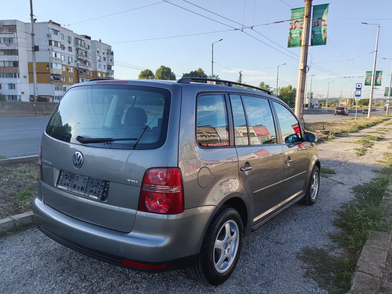VW Touran 1.9 tdi 105ps Navi, снимка 6 - Автомобили и джипове - 51518455