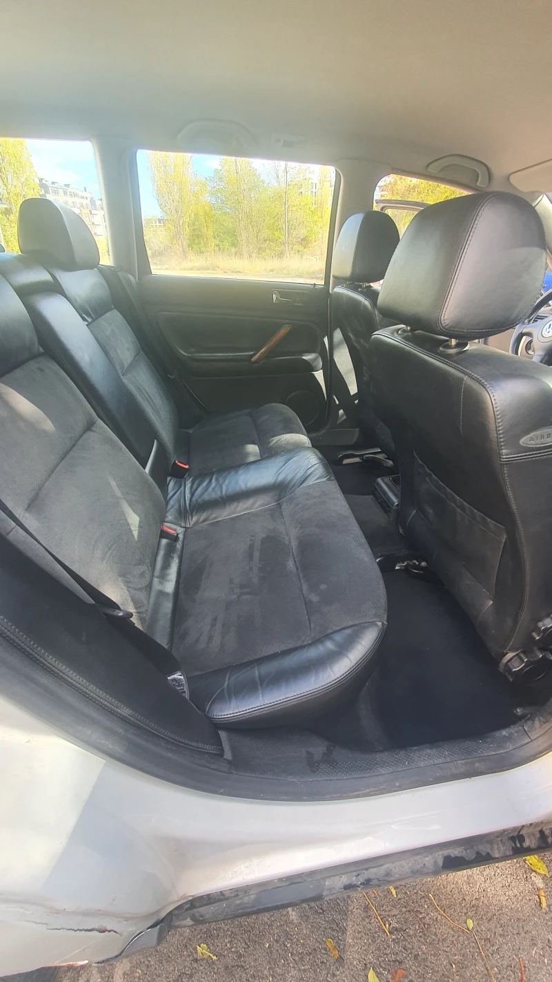 VW Passat 2.8 V6 4 motion, снимка 8 - Автомобили и джипове - 52168217