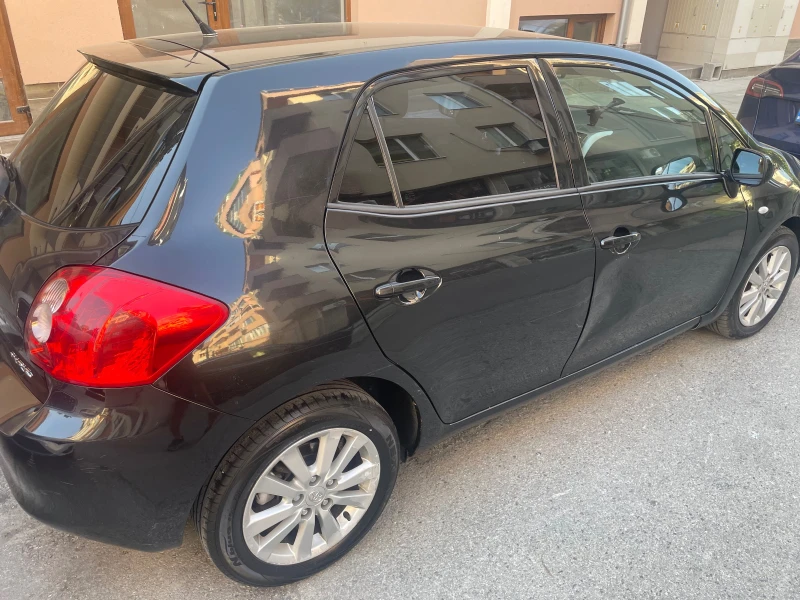Toyota Auris 1.6, снимка 12 - Автомобили и джипове - 52364536