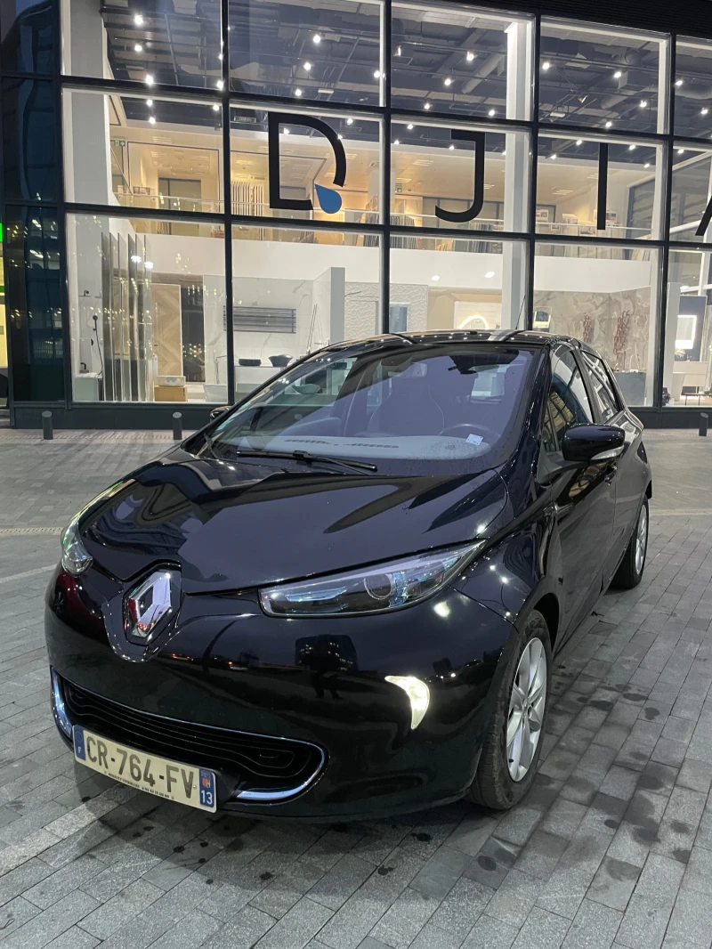 Renault Zoe Interns включена батерия перфектна, снимка 2 - Автомобили и джипове - 52747334