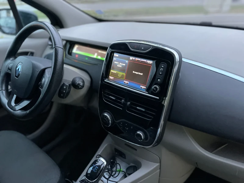 Renault Zoe Interns включена батерия перфектна, снимка 14 - Автомобили и джипове - 52747334