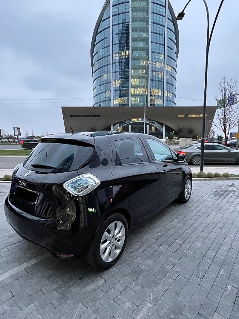 Renault Zoe Interns включена батерия перфектна, снимка 9 - Автомобили и джипове - 52747334