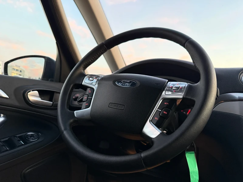 Ford Galaxy 2.2TDCI* TITANIUM* КАТО НОВ* ЗА ИСТИНСКИ ФЕНОВЕ* *, снимка 15 - Автомобили и джипове - 52765670