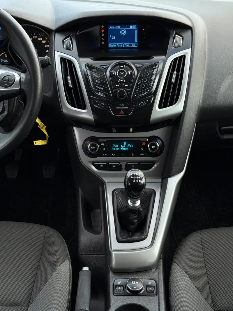 Ford Focus 1.6TDCi 116к.с * Климатроник* * Euro-5* , снимка 15 - Автомобили и джипове - 52829461