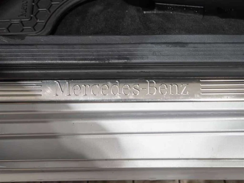 Mercedes-Benz CLS * CLS400 4MATIC * Heated Front Seats & Stee, снимка 12 - Автомобили и джипове - 53595092