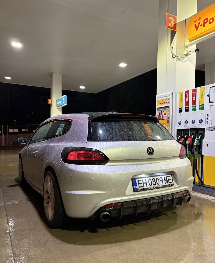 VW Scirocco 1.4 TSI, снимка 2 - Автомобили и джипове - 48480964