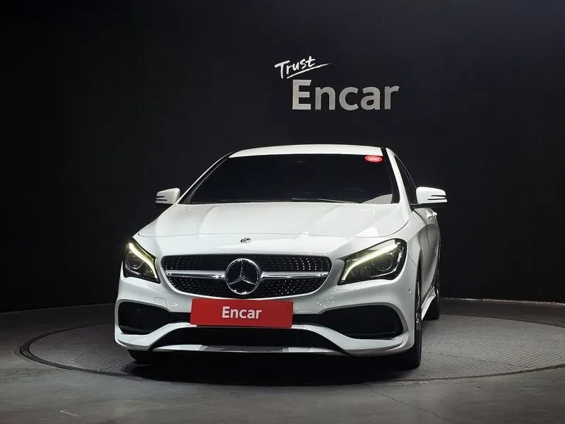 Mercedes-Benz GLA 220 Amg Line, снимка 6 - Автомобили и джипове - 55110932