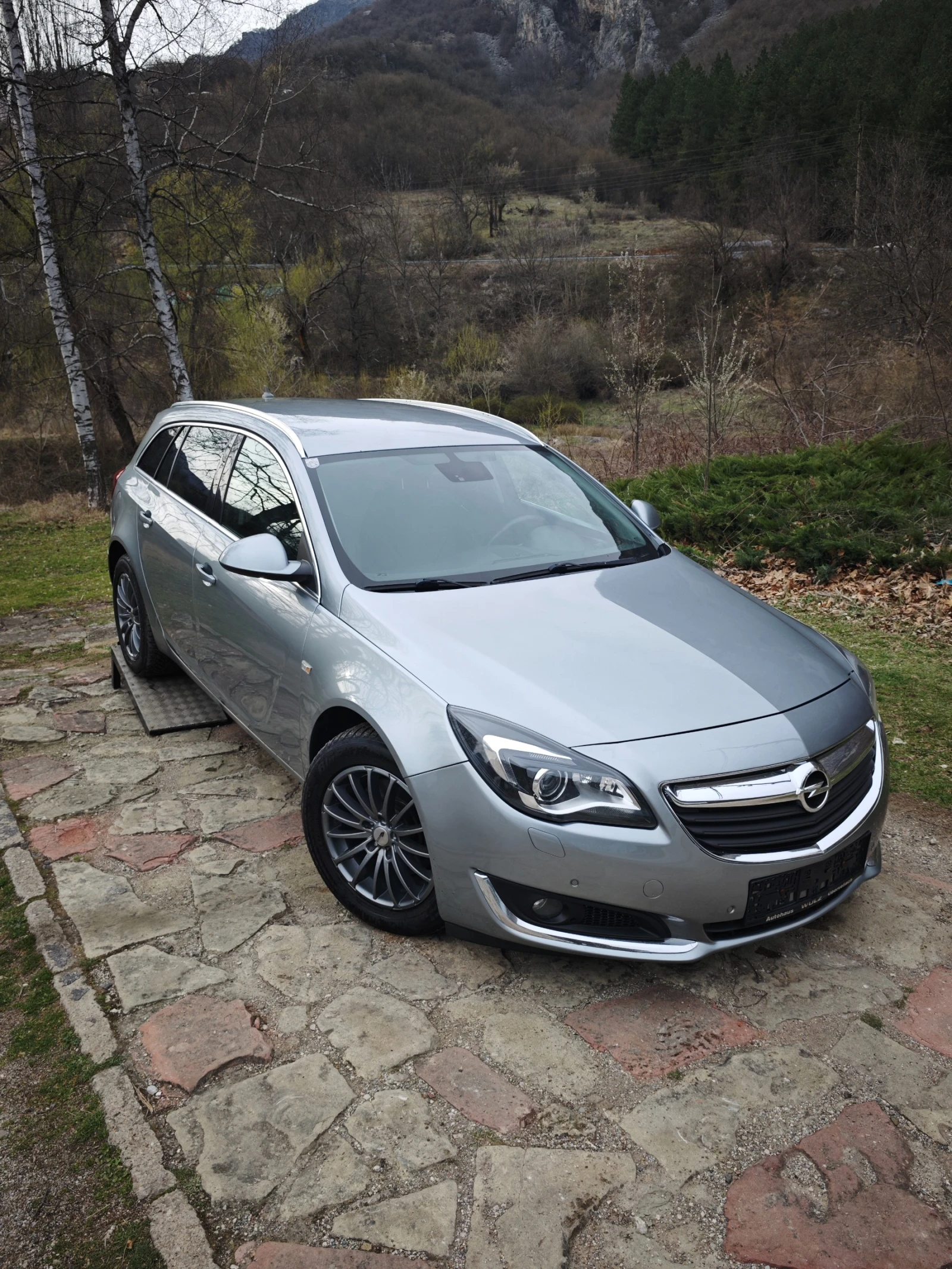 Opel Insignia 2.0CDTI 4х4 АВТОМАТ, снимка 1