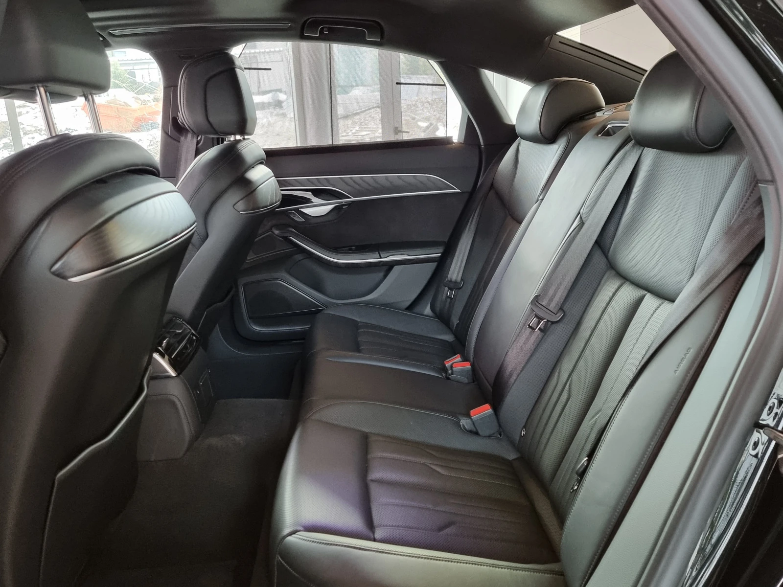 Audi A8 55 TFSI quattro  | Mobile.bg   12